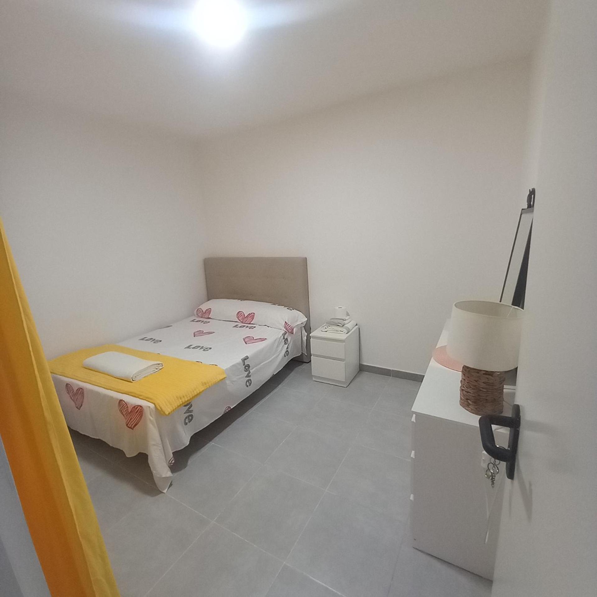 Hiromi Room Calle Julio Antonio อาลิกันเต ภายนอก รูปภาพ